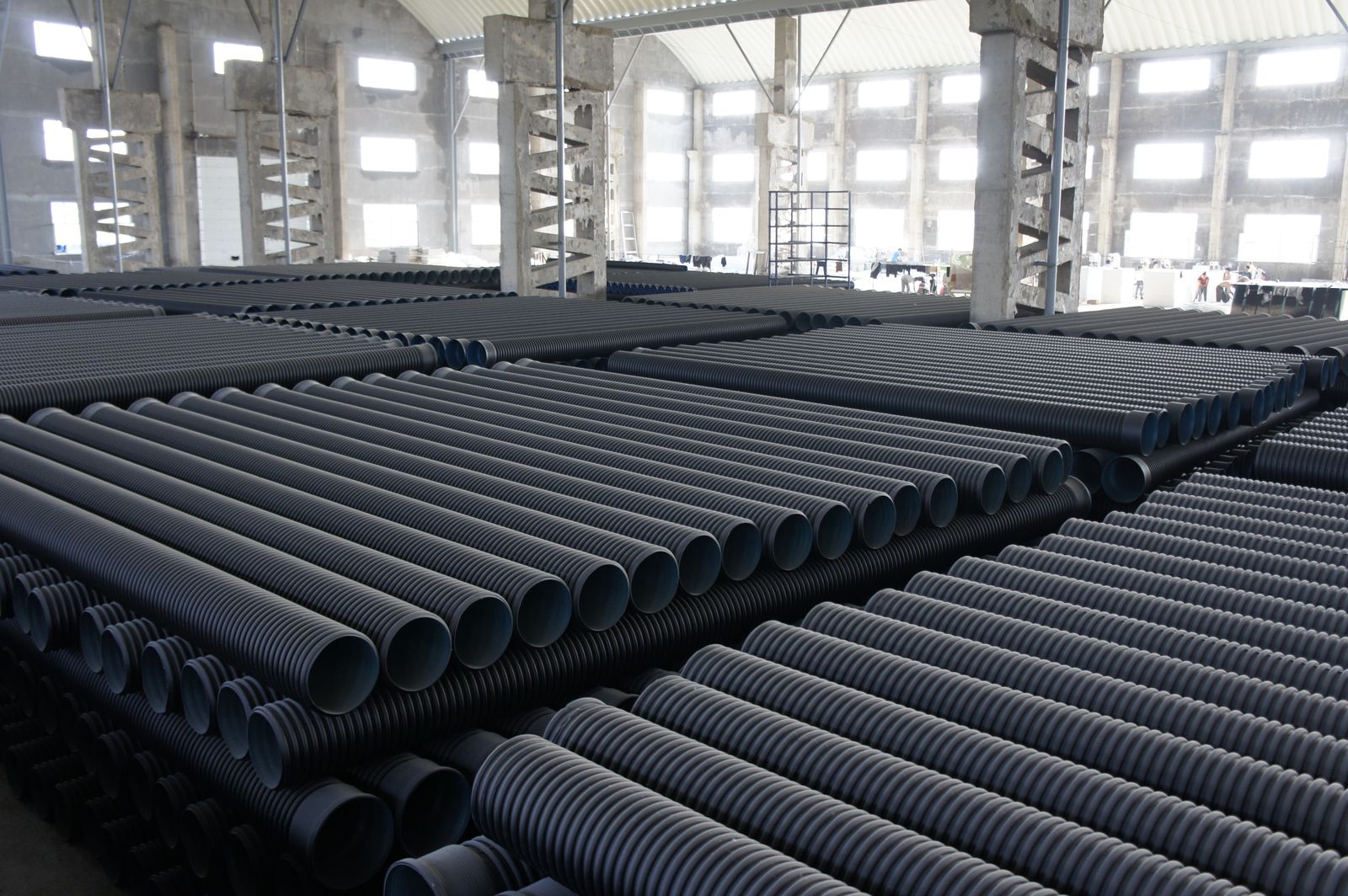 大口径 HDPE 双壁波纹管成品堆场